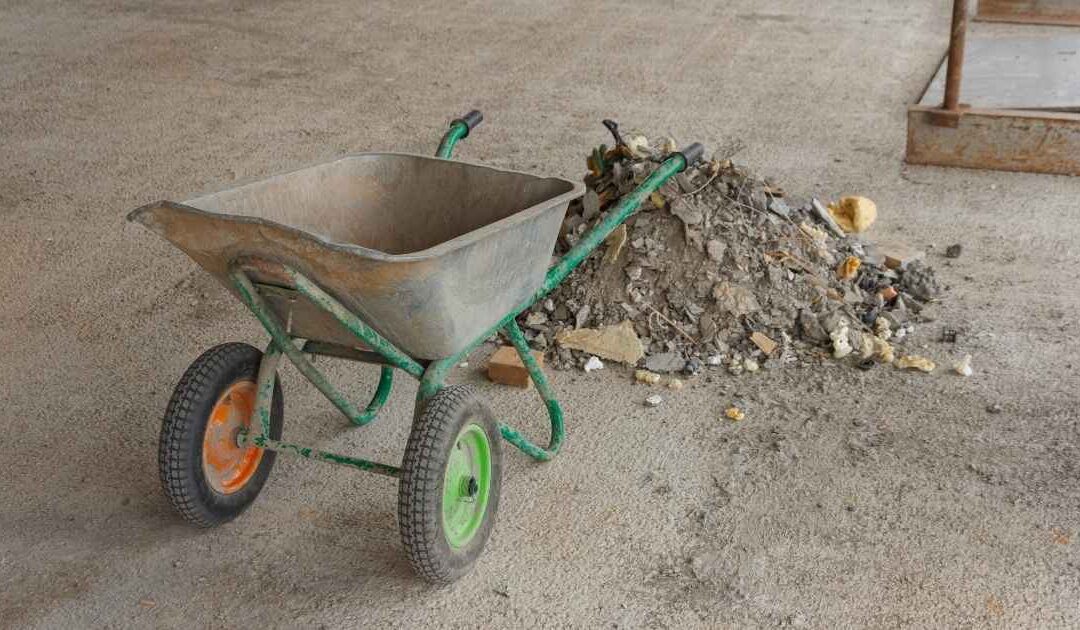 Nettoyage de fin de chantier : Pourquoi est-ce indispensable avant la livraison d’un bâtiment ?